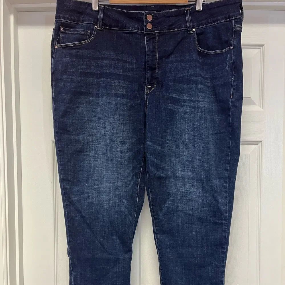 Seven7 Tummyless Denim Capri Jeans sz 22W